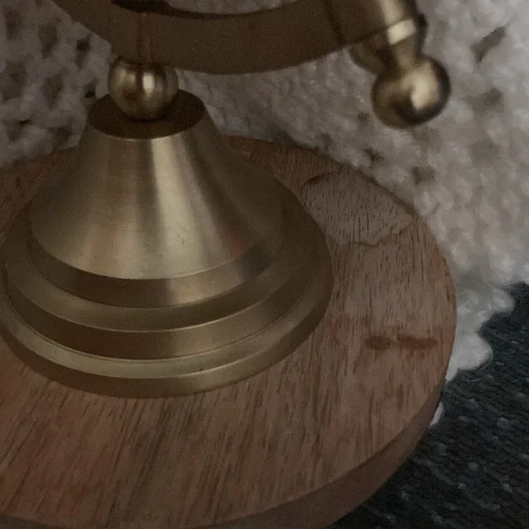 Anthopologie @ home Rattan Globe Decorative Object - Picture 10 of 12